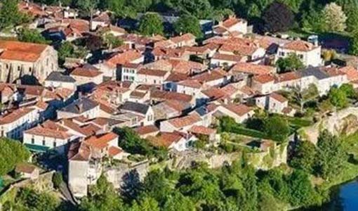 三亚回乡建别墅为什么一定要选专业乡墅公司